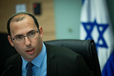 רוטמן בוועדה