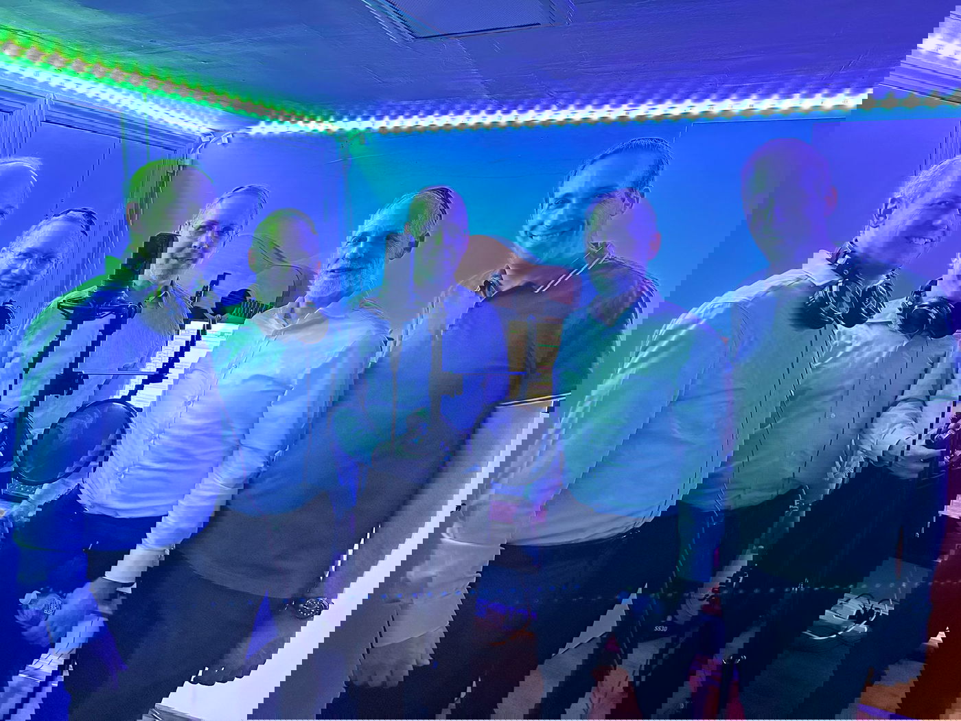 להקת "אחינו" בביצוע מיוחד לשירו של המלחין החסידי: "עד אנה"