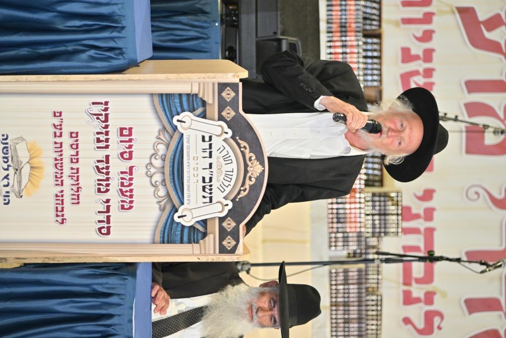 150 תלמידי החיידר נבחנו בעל פה על מועד ונזיקין | תיעוד