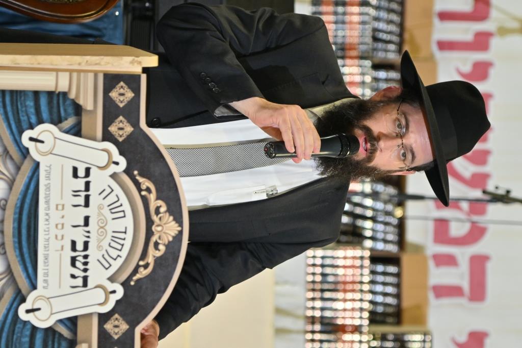 150 תלמידי החיידר נבחנו בעל פה על מועד ונזיקין | תיעוד