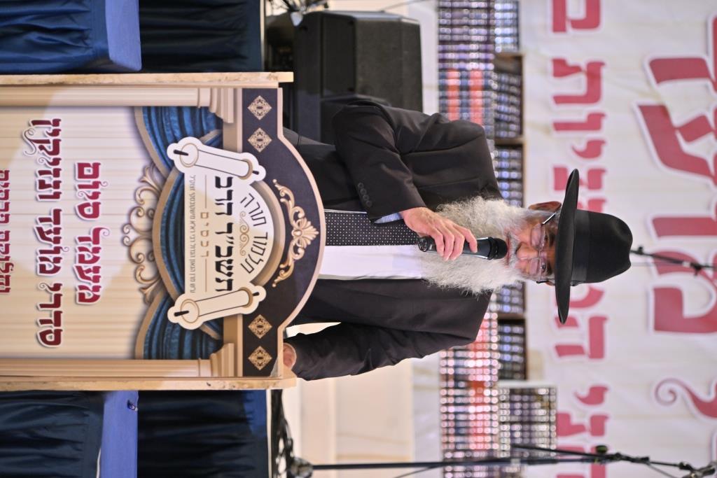 150 תלמידי החיידר נבחנו בעל פה על מועד ונזיקין | תיעוד