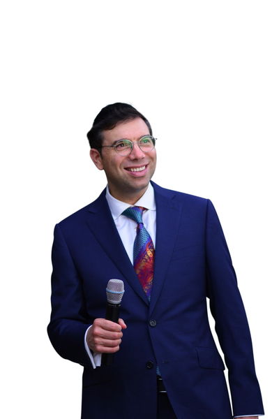 מיכאל פרוזנסקי בביצוע ווקאלי לעילוי נשמת המפיק: "להתפלל"