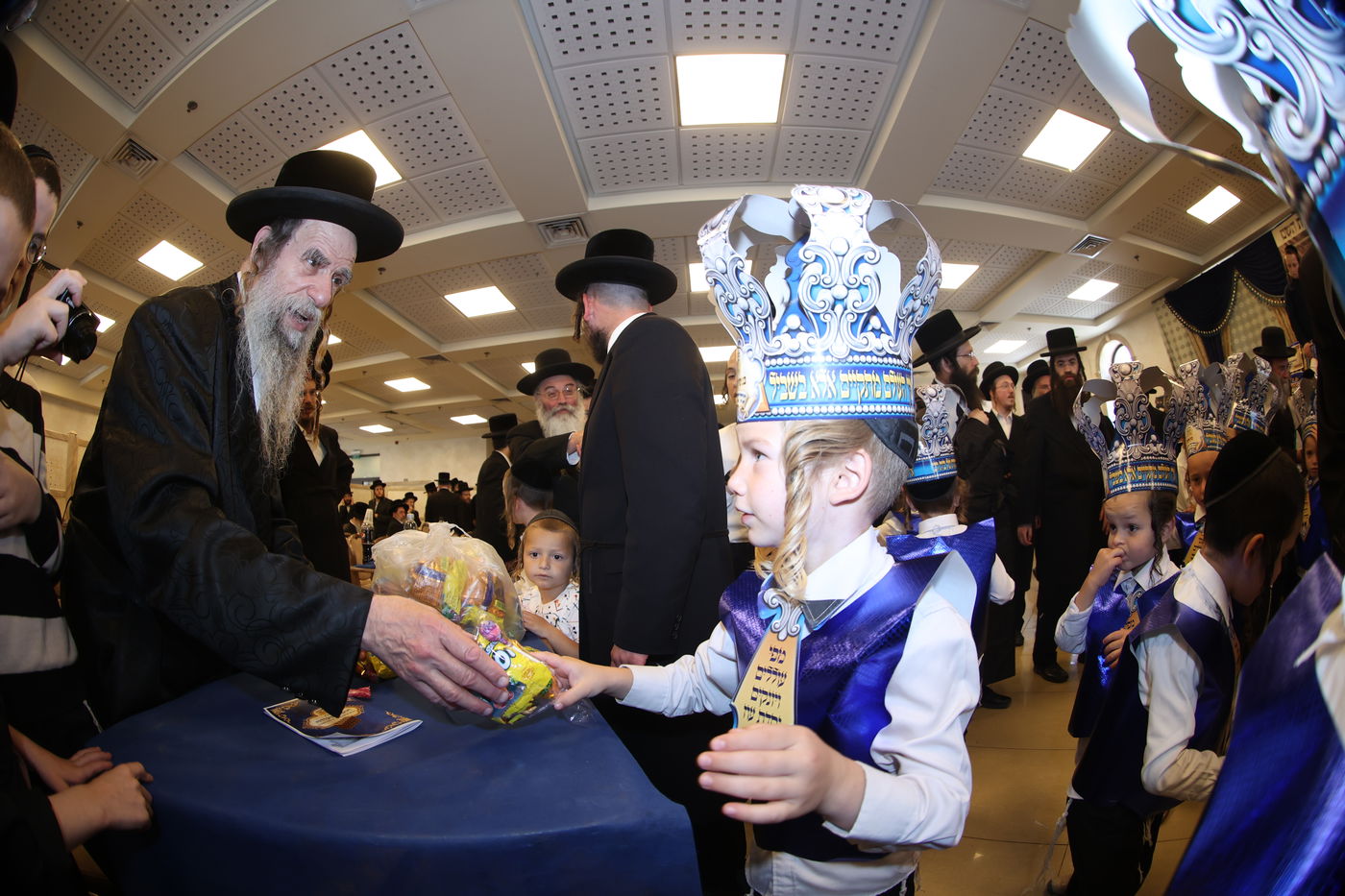 'חומש סעודה' בת"ת 'מתיקות התורה' בבית שמש | צפו