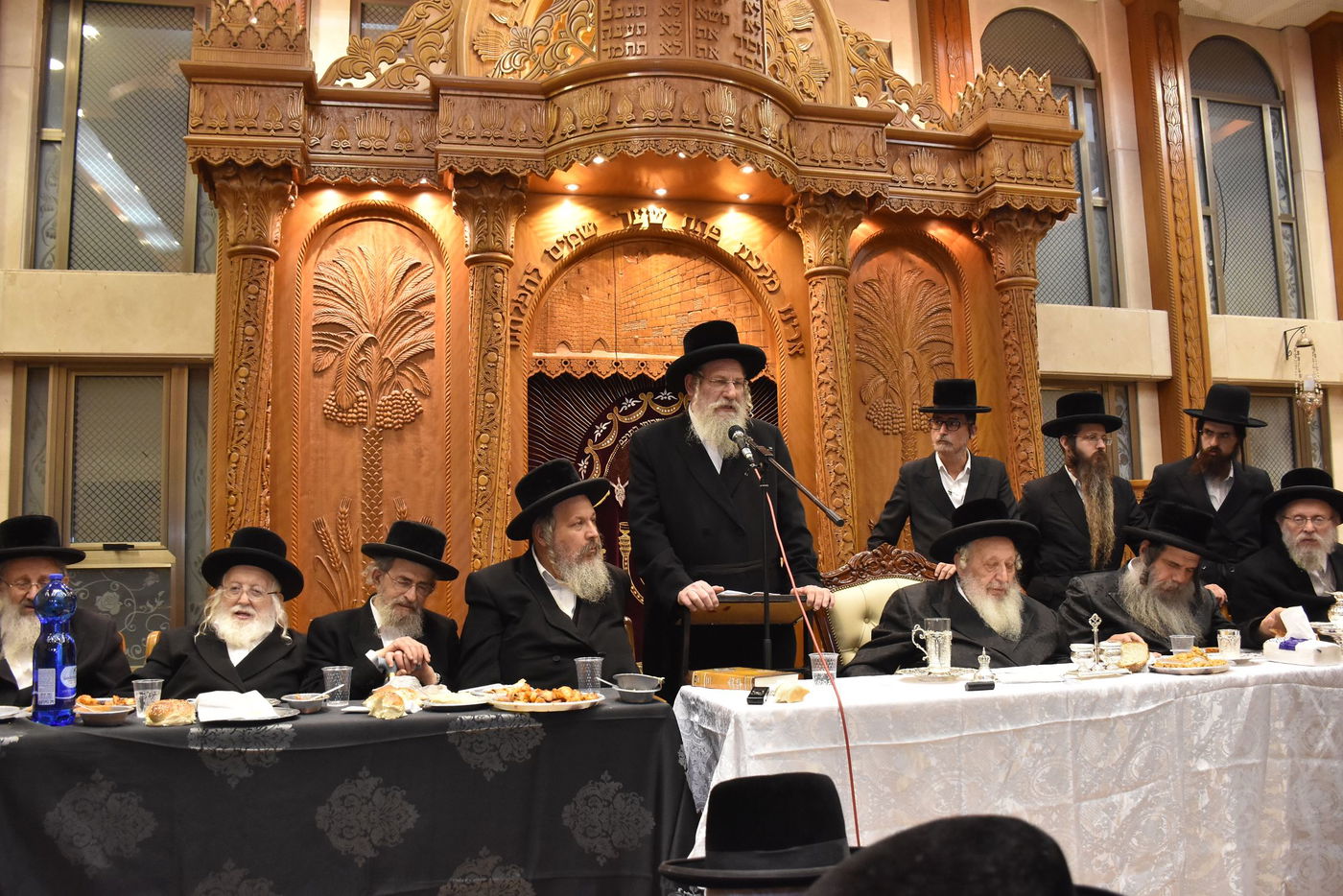 שש עשרה שנים להסתלקות האדמו"ר מנארול זצוק"ל | תיעוד