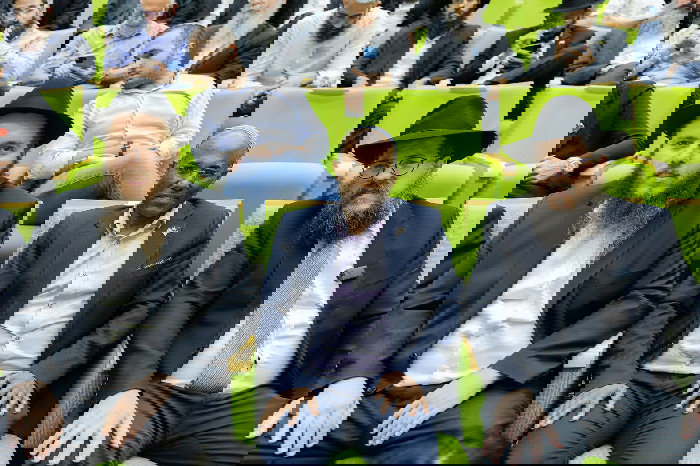 בצל הסערה: הקואליציה והאופוזיציה שילבו כוחות