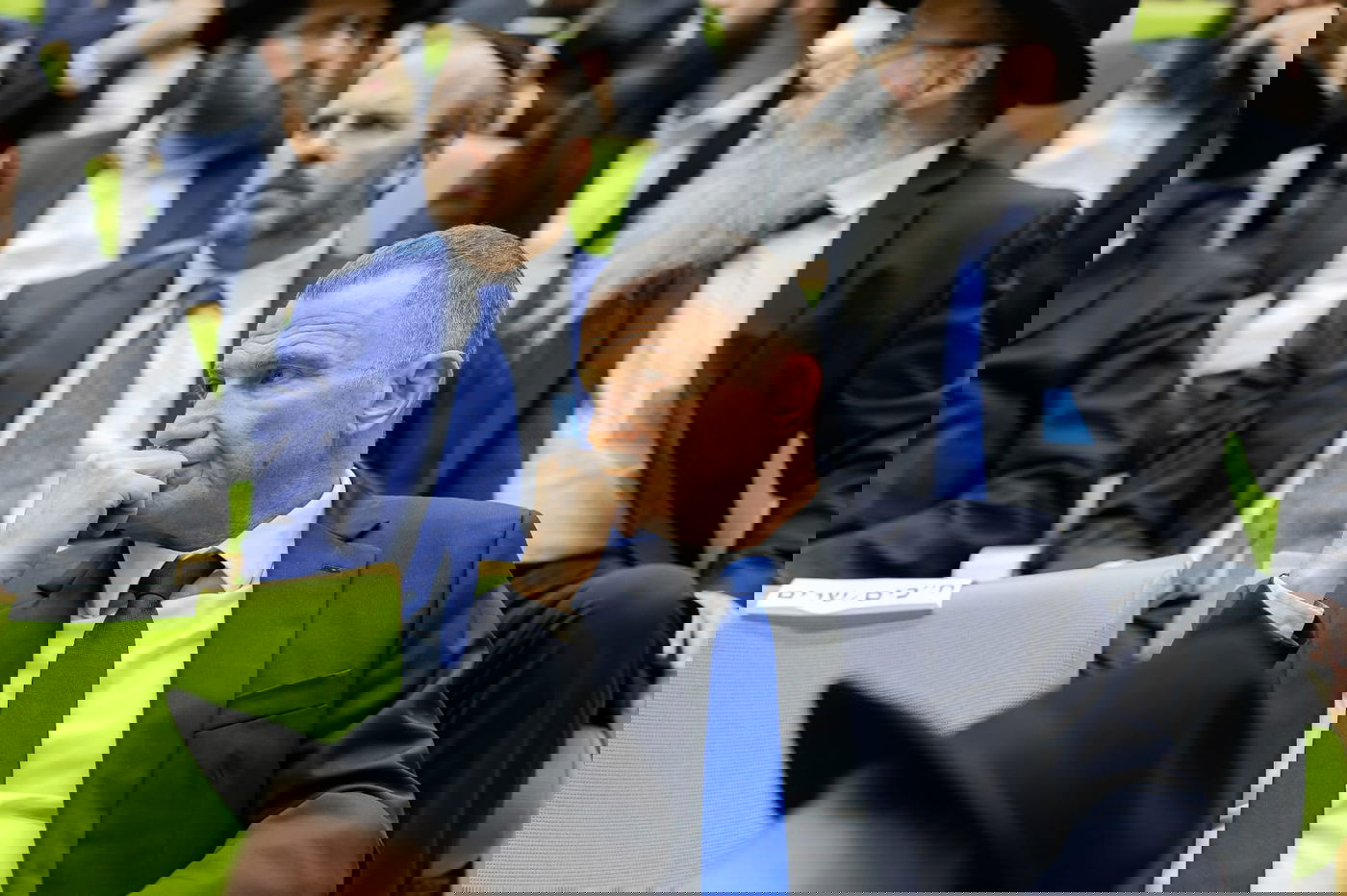 בצל הסערה: הקואליציה והאופוזיציה שילבו כוחות