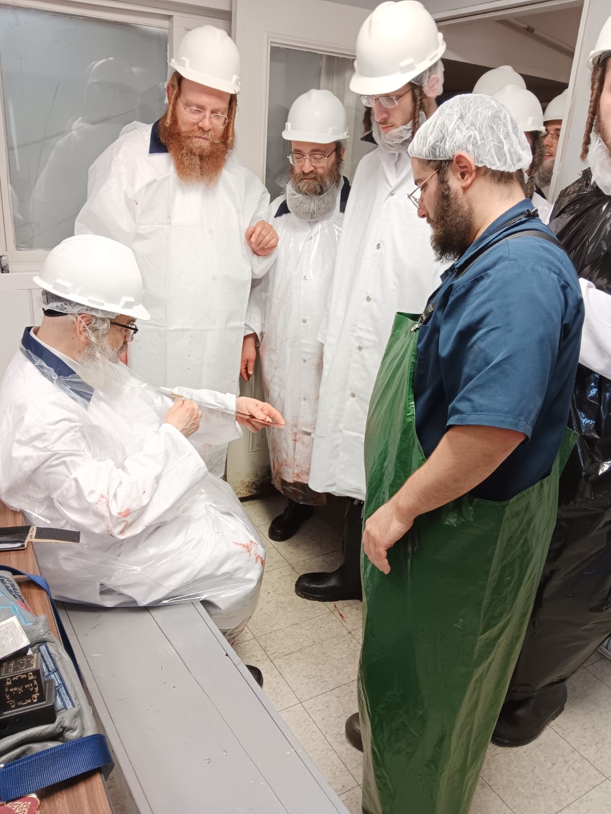 האדמו"ר מסאטמר ביקר במשחטה בפאסטוויל איווה | תיעוד