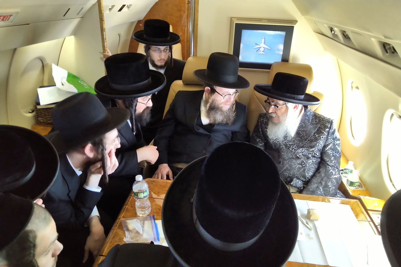 האדמו"ר מסאטמר ביקר במשחטה בפאסטוויל איווה | תיעוד