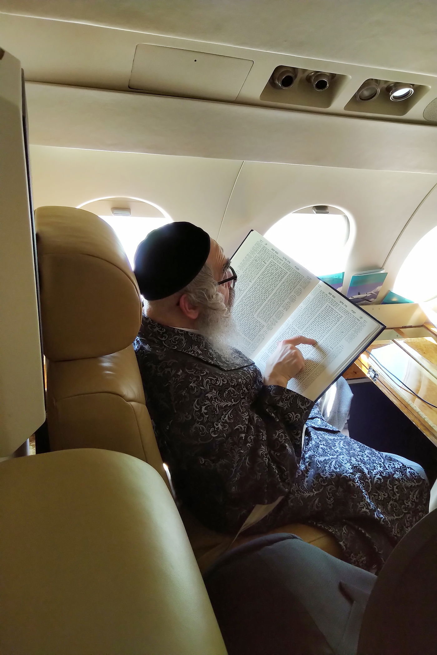 האדמו"ר מסאטמר ביקר במשחטה בפאסטוויל איווה | תיעוד