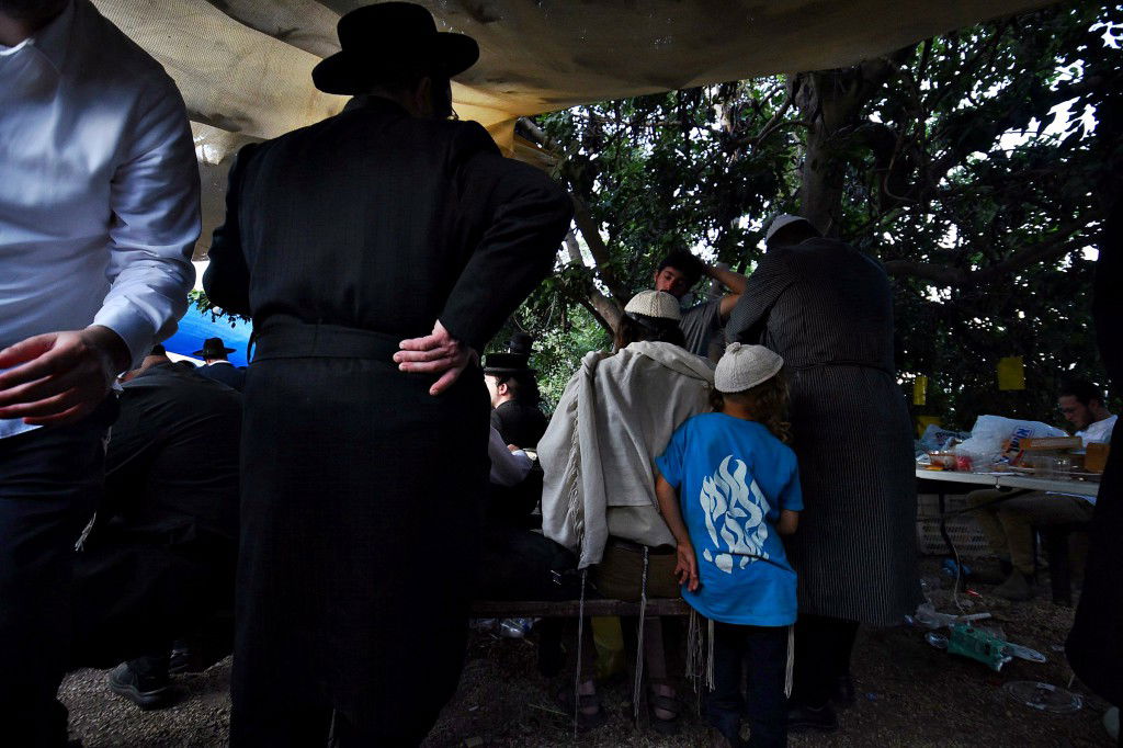 אלפים פקדו את ציונו של הצדיק רבי יצחק גברא זיע"א בעג'ור