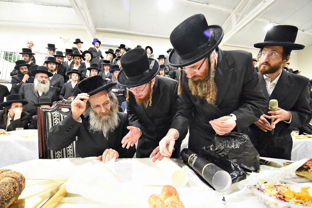 בראשות ר' מיילך: ההילולה לרבי שלמה מקרלין | תיעוד