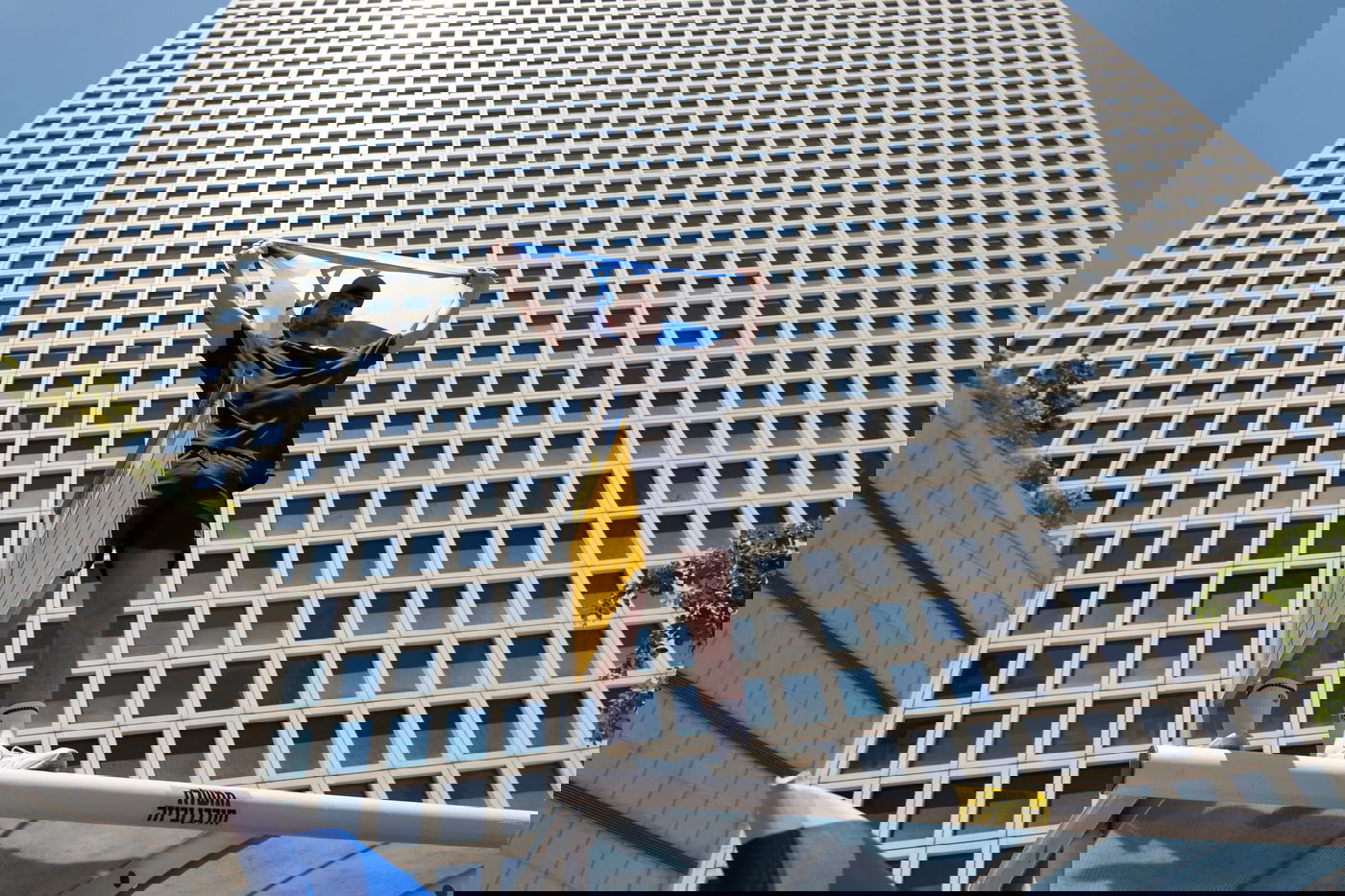 77 מפגינים נעצרו במהלך "יום השיבוש" ו-3 שוטרים נפצעו; קצין באמ"ן תקף שוטר ונעצר