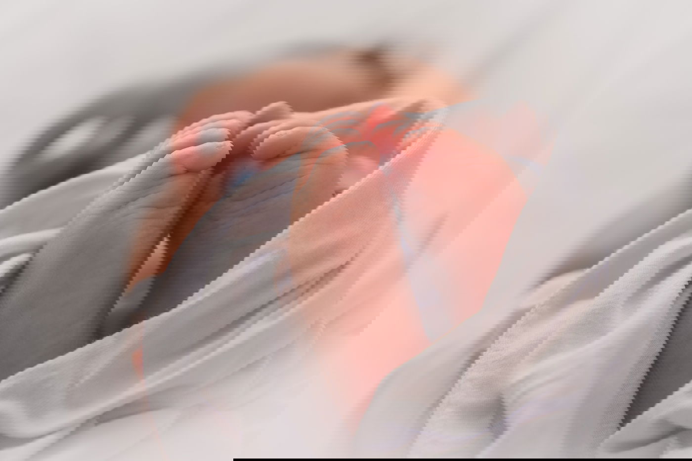 אשת האברך התמכרה ל'וואטסאפ' ולרשתות החברתיות ואיבדה את חייה | סיפור מטלטל