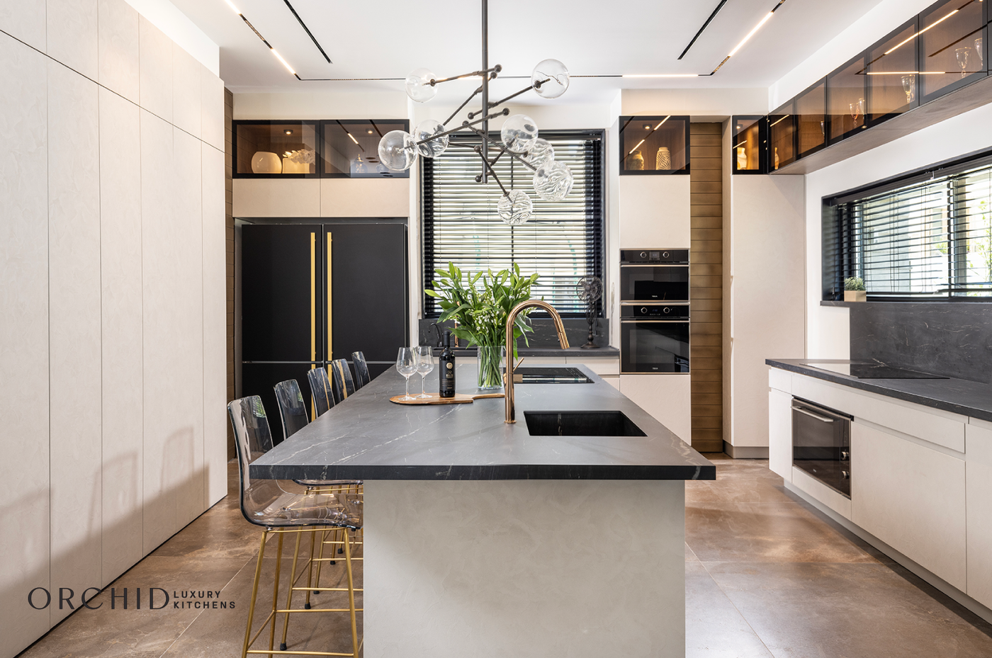 מטבחי אורכיד. אדריכלות: ורד ומוטי מלכה אדריכלים קיסריה