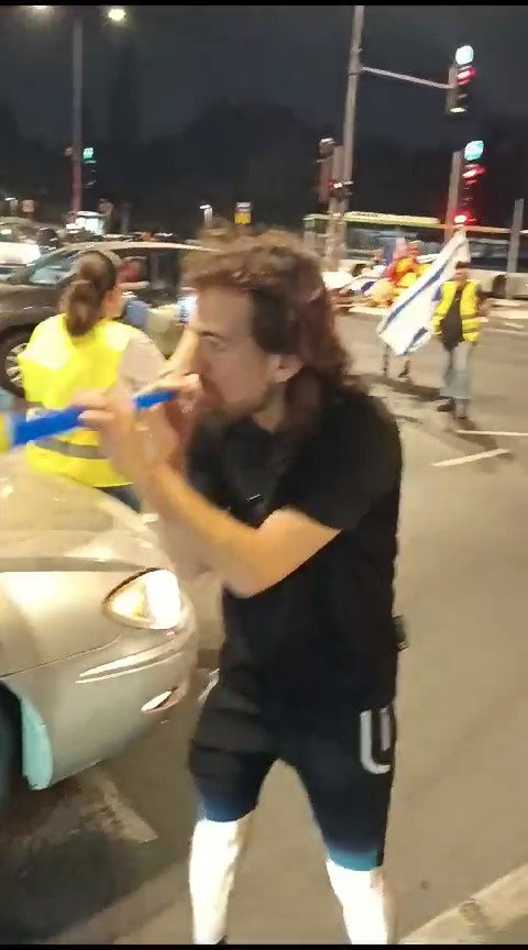 פעילי הימין בשכונת רמת אביב