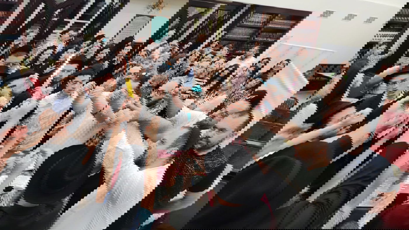 הנערים בהאדיטש