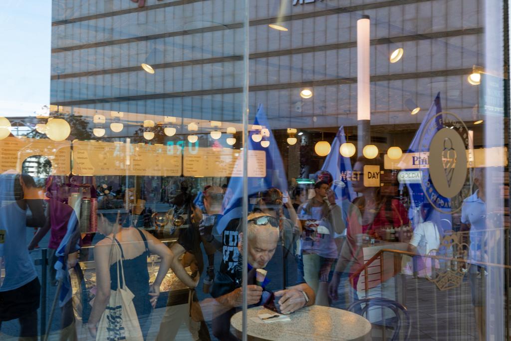 אחרי ההפגנות: תנועת הרכבות הושבתה | 45 מפגינים נעצרו מהבוקר