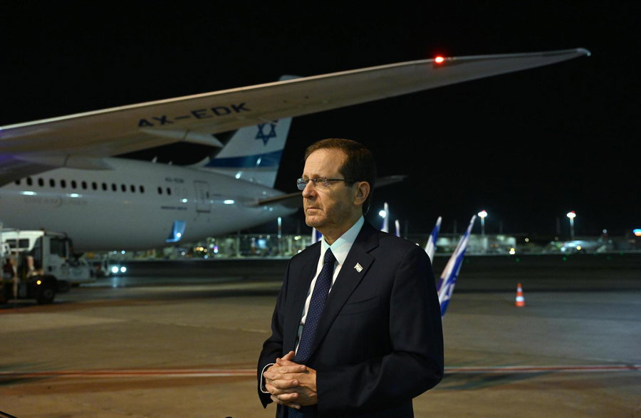 הרצוג המריא לארה"ב והזהיר מהמשך חקיקת הרפורמה | צפו