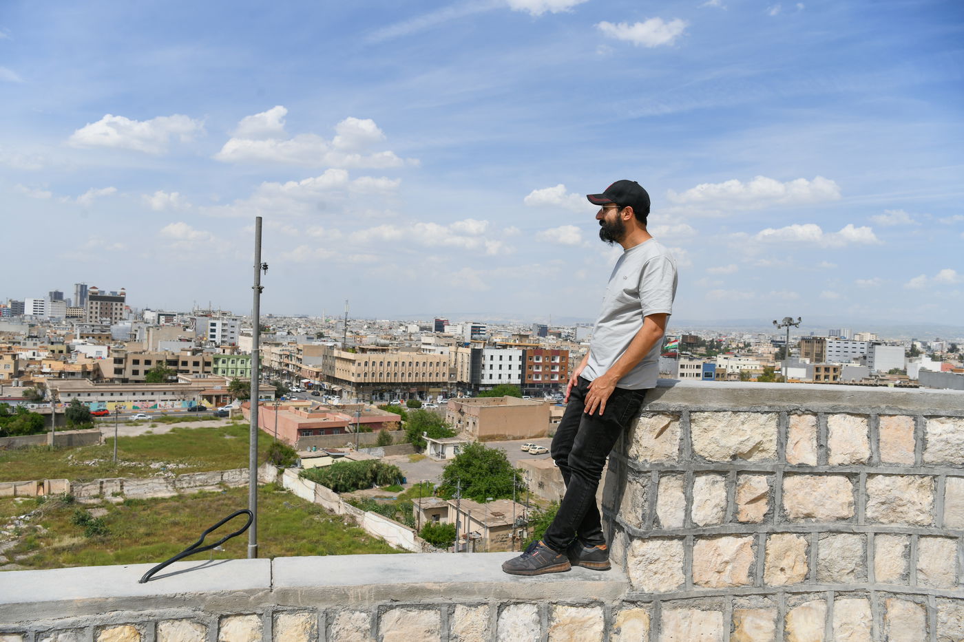 הצלם החרדי ביקר באזור הלחימה בעיראק ונחשד כסוכן מוסד - עד שקיבל טלפון דרמטי