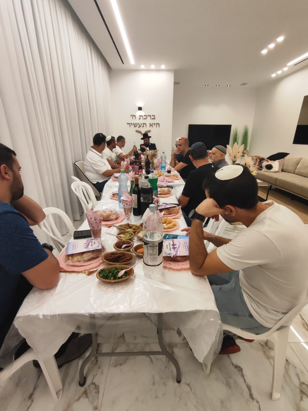 זופניק בכיכר • כל התמונות, הנייעס והחשיפות של השבוע