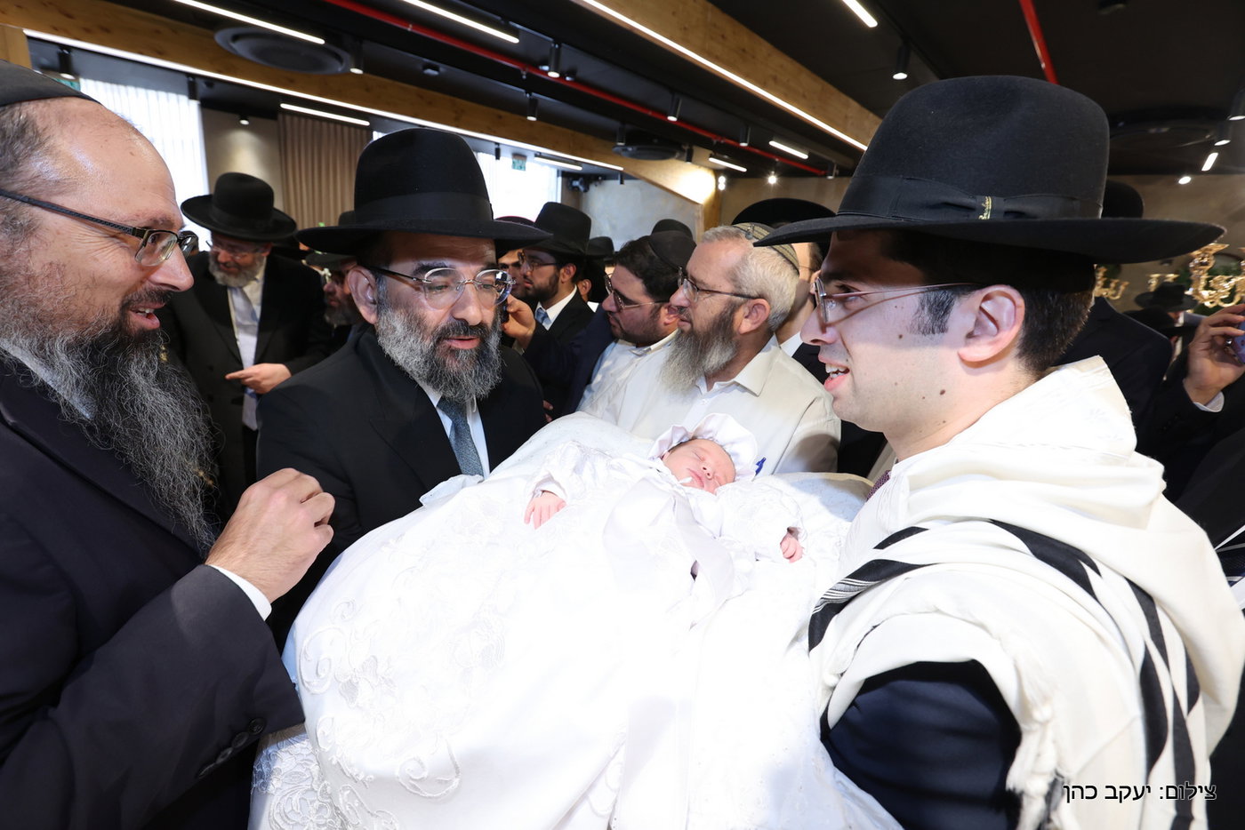 נין הראשונים לציון הוכנס בבריתו של אברהם אבינו | תיעוד