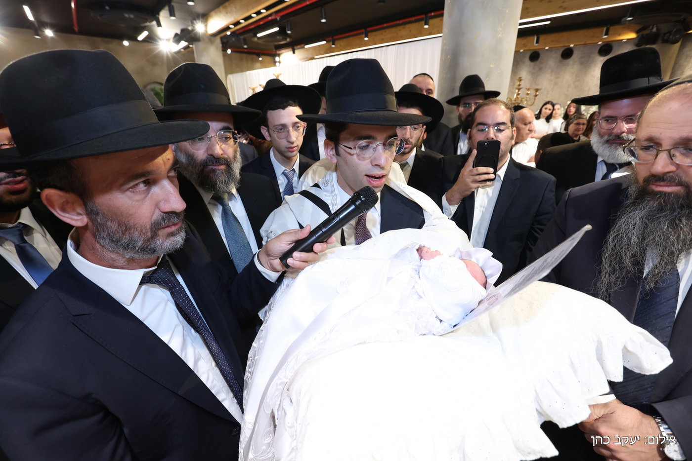 נין הראשונים לציון הוכנס בבריתו של אברהם אבינו | תיעוד