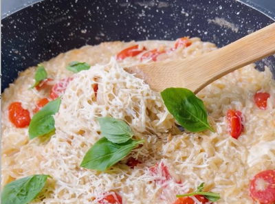 ברחו מהמסעדה בלי לשלם - ראש הממשלה שילמה במקומם