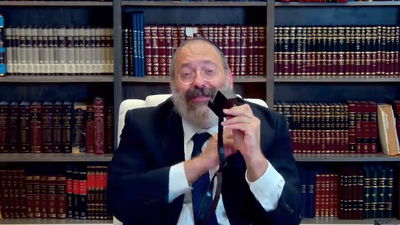 הרב ג'ייקובסון מנתח את התמונה המפורסמת מהשואה