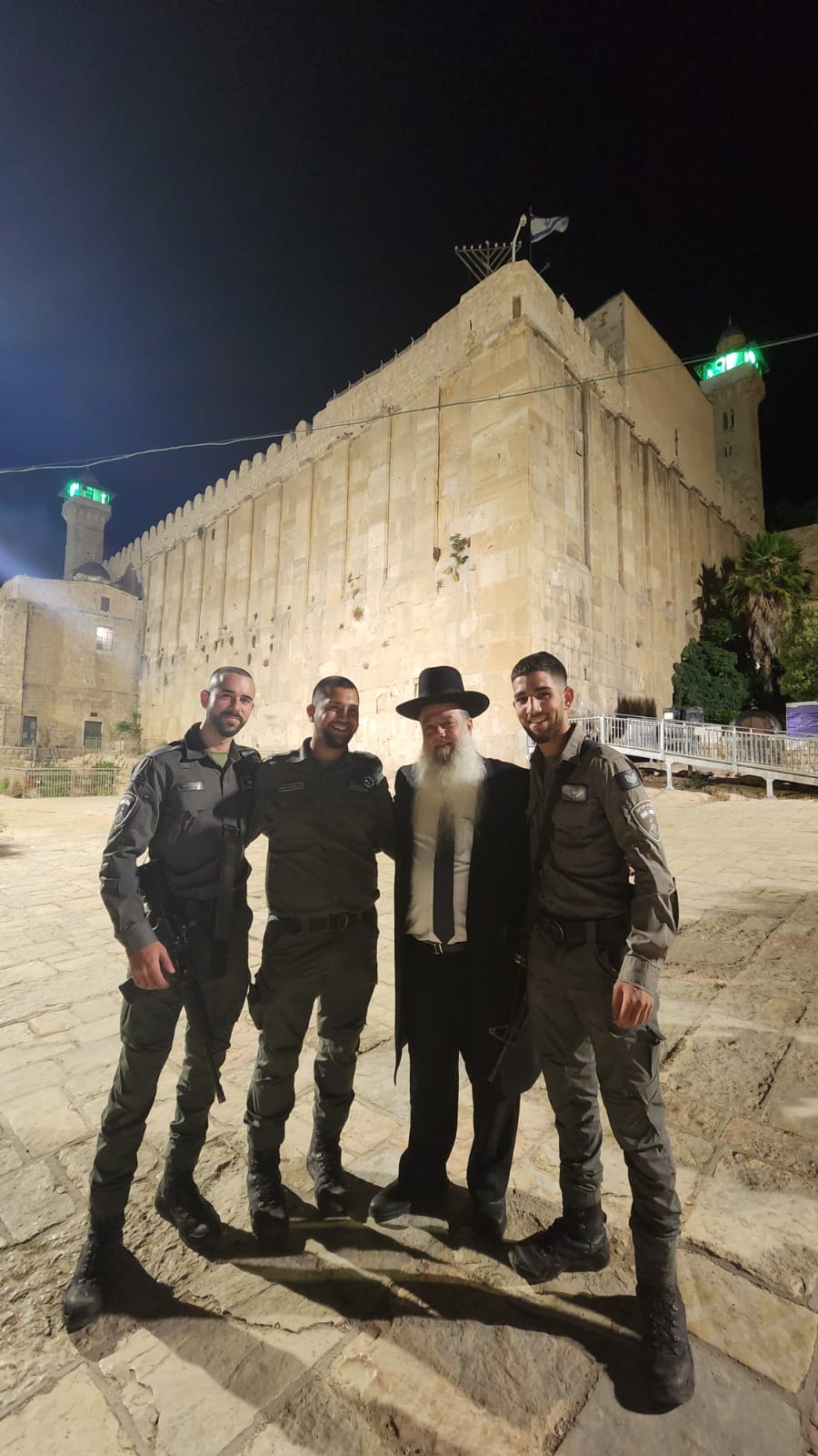 ערב תשעה באב: הקריאה לאחדות של הרב יגאל כהן • צפו