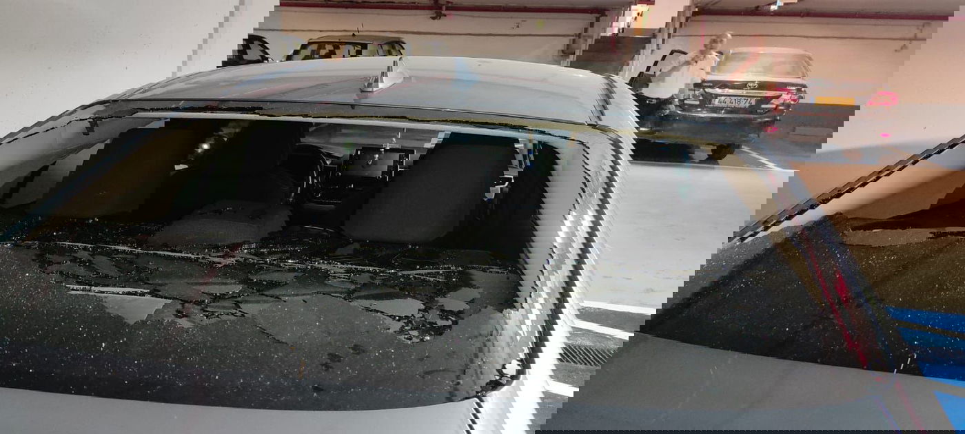 הילדים המבוהלים החלו לצרוח: נעצרו שני חשודים בניתוץ שמשת רכב בהפגנה בירושלים