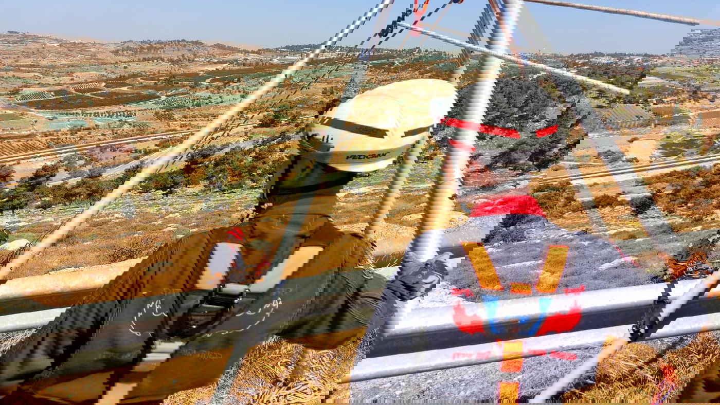 בתיאום מלא כלל הכוחות מתקדמים שלב אחרי שלב בירידה לחילוץ