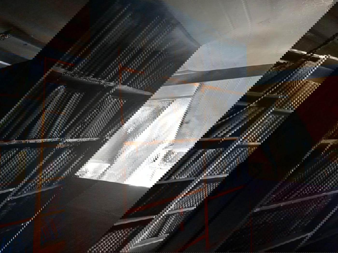 השריפה שפרצה בישיבה: "זה מבנה מאולתר ומסוכן לשהייה"