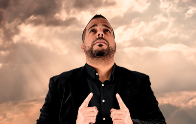 נריה אנג'ל מחדש את הלהיט של נפתלי קמפה: "קרבני"