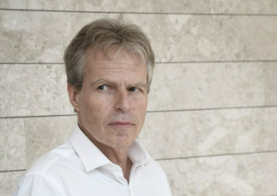 עורך הדין קרא לשחרר את יגאל עמיר, זכה למחיאות כפיים ופוטר