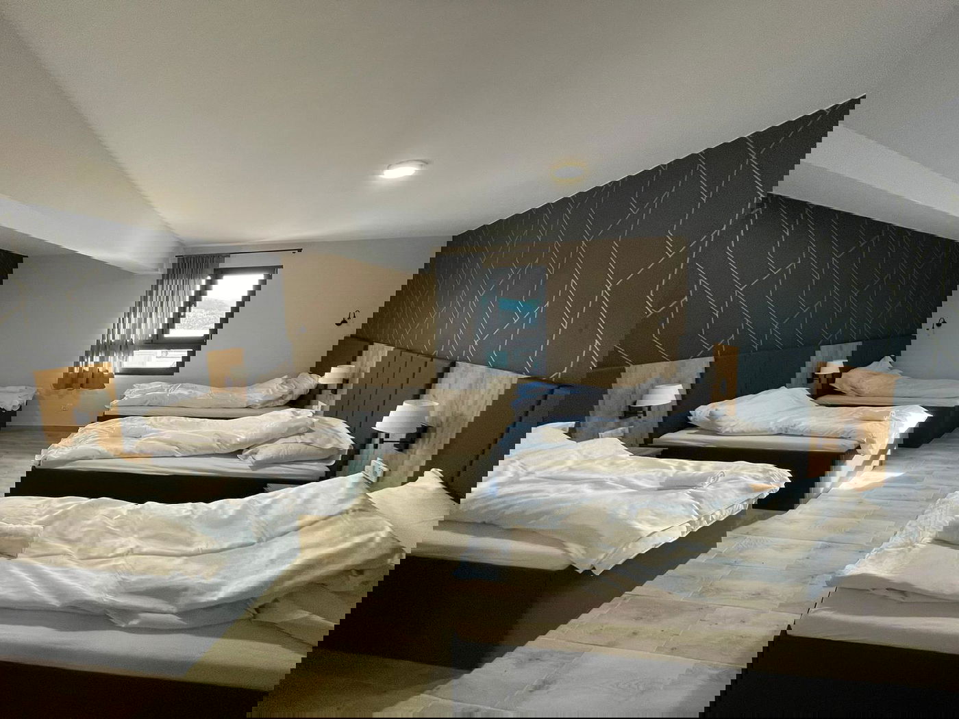 חדרי האירוח ברימנוב