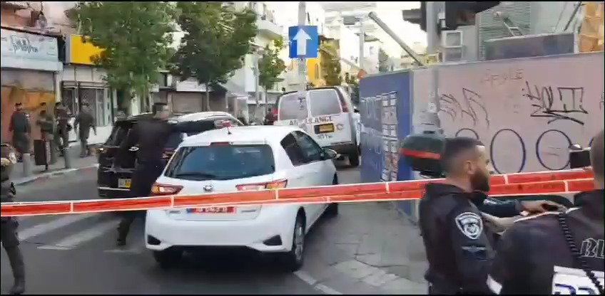 זירת הפיגוע ברחוב מונטיפיורי בתל אביב