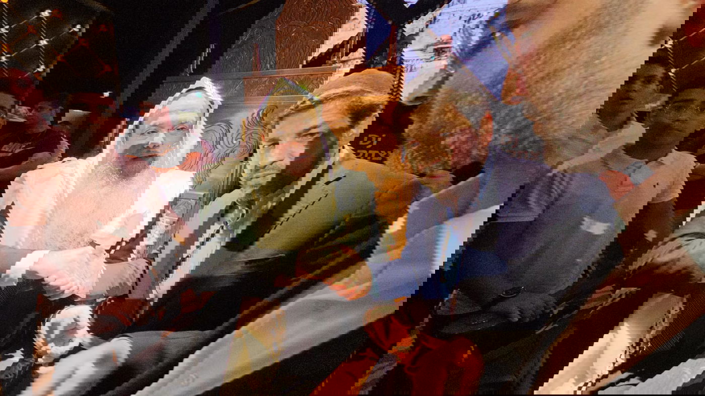 מזכה הרבים הרב יגאל כהן שימש סנדק בברית לנכדו | תיעוד