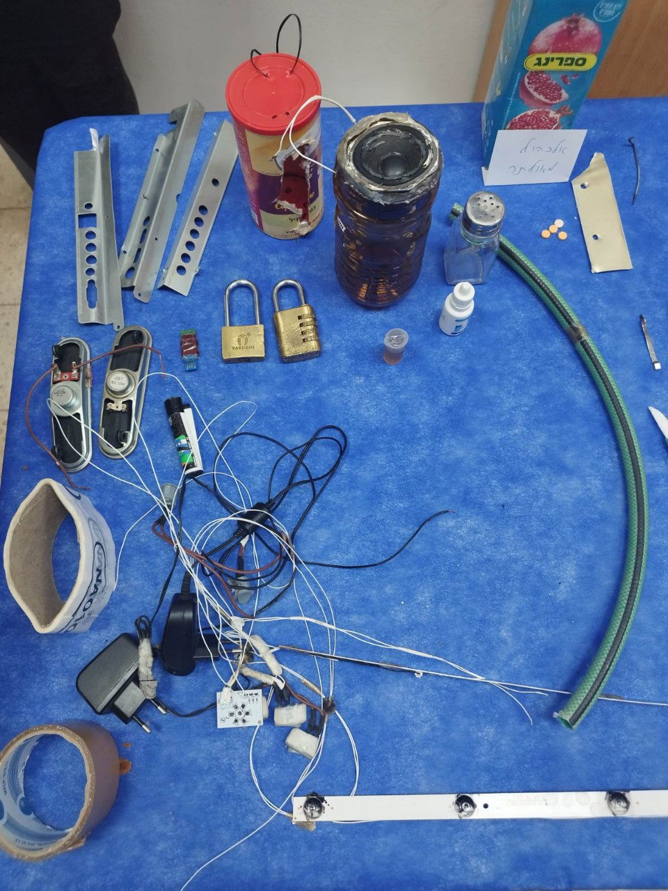 זה מה שנתפס לפנות בוקר אצל האסירים בבית הכלא צלמון