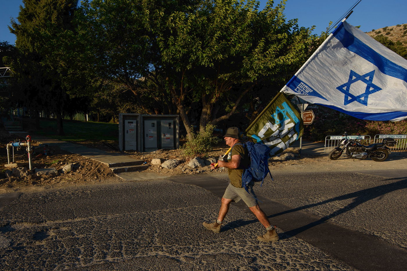 החסימות בכניסה לנווה אטי"ב, אתמול