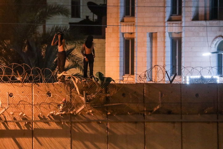 פירצה בגדר ההפרדה