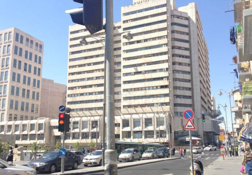 בניין כלל. "מקום בלי מזל"