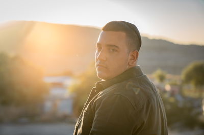 אליסף אמסלם בסינגל חדש: "ממקום למקום"