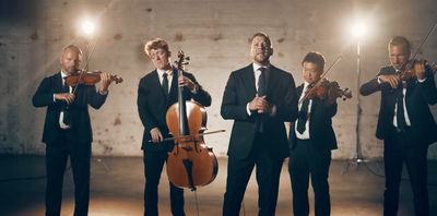 מרדכי שפירא בסינגל קליפ חדש: " ומבלעדיך"