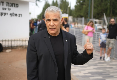 יאיר לפיד, הבוקר בלשכת הגיוס