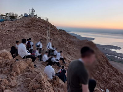 עיריית ירושלים ארגנה טיול לילי  עבור עבור אבות ואחים של בן משפחה עם מגבלות