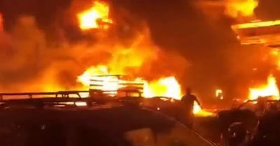 תחנת הדלק בוערת - לפני הפיצוץ 