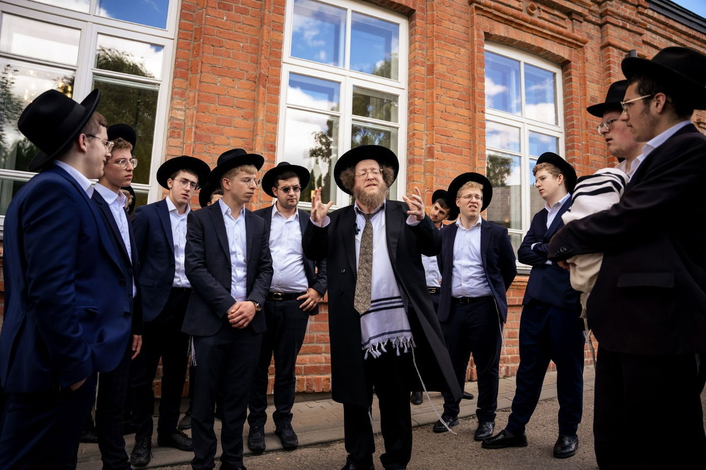 "נקמת דם עבדיך"; הגרש"ב סורוצקין גאל את בניין ישיבת טעלז בליטא • תיעוד מיוחד