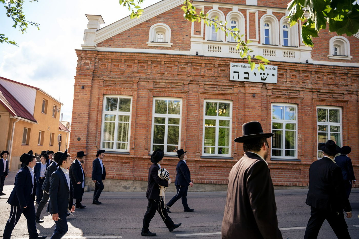 "נקמת דם עבדיך"; הגרש"ב סורוצקין גאל את בניין ישיבת טעלז בליטא • תיעוד מיוחד