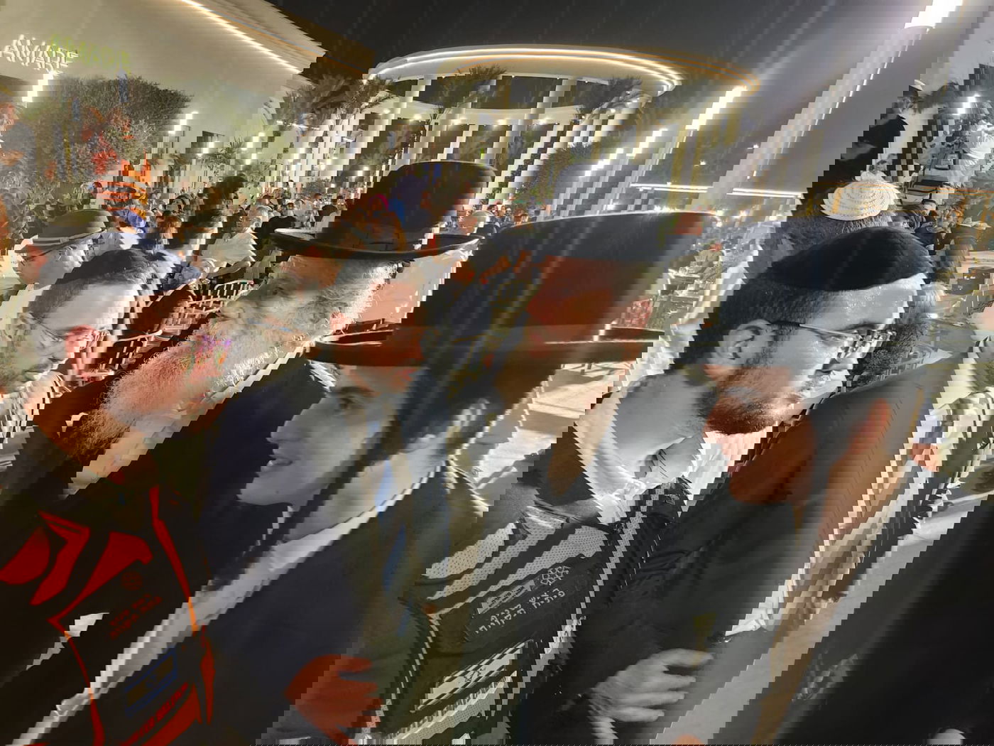 זופניק בכיכר • כל התמונות, הנייעס והחשיפות של השבוע