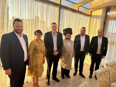 הפגישה בערב שבת עם ראש העיר